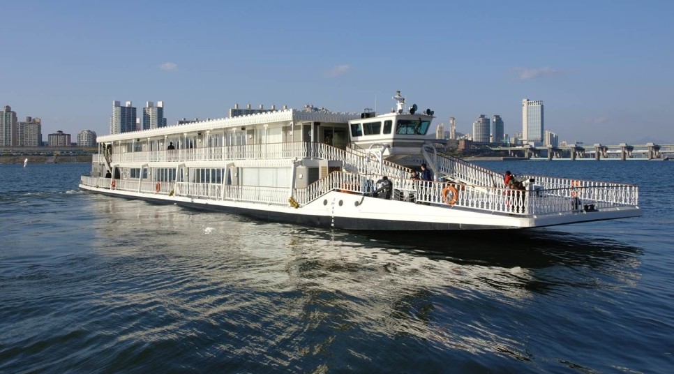 COEX AQUARIUM, HAN RIVER CRUISE COEX AQUARIUM, HAN RIVER CRUISE